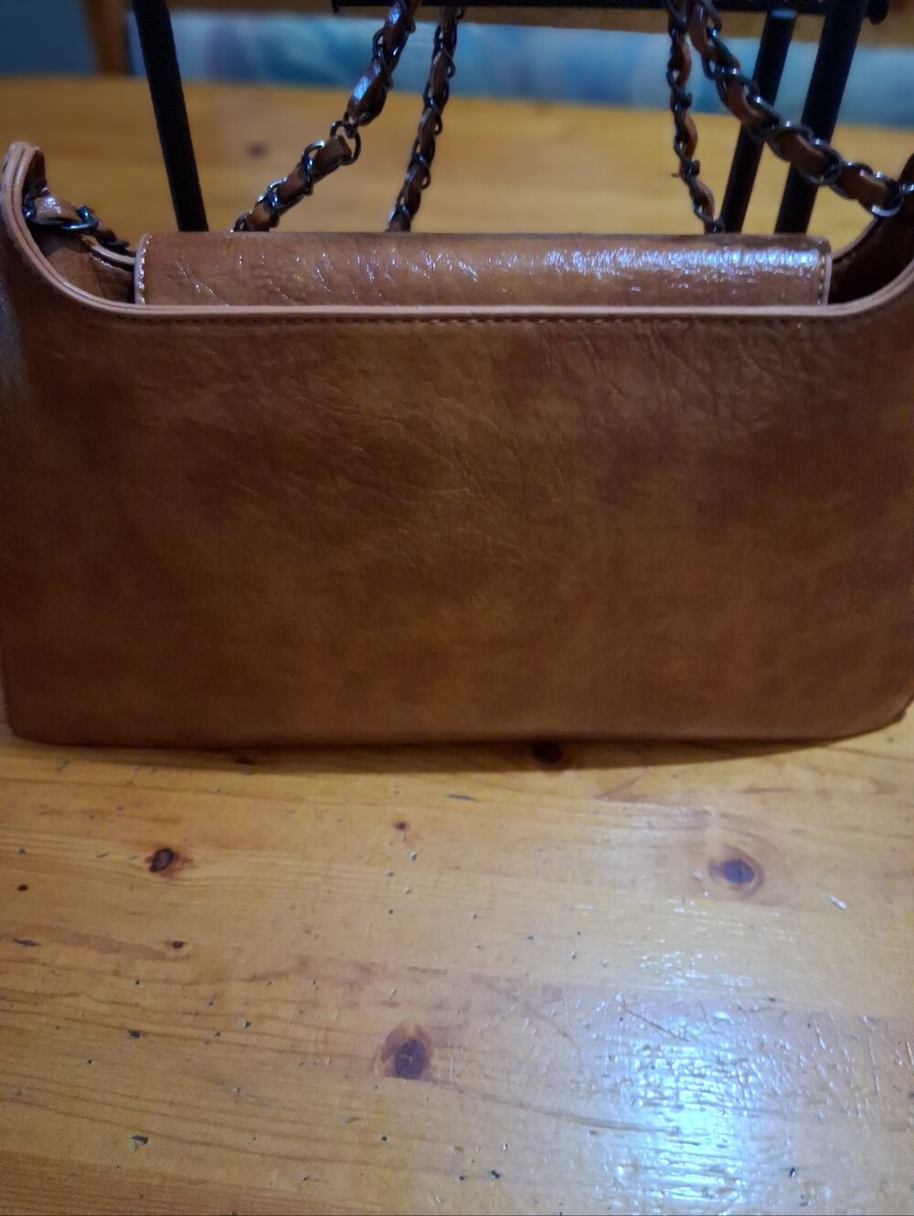 Women's Tan Faux Leather Chain-Strap Shoulder Bag Purse - Picture 6 of 9